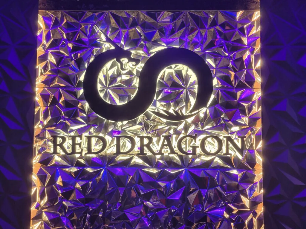 RED DRAGON本店 店舗イメージ